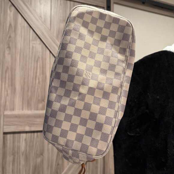 Louis Vuitton Neverfull Damier Azur MM Tote Bag - Picture 11 of 11